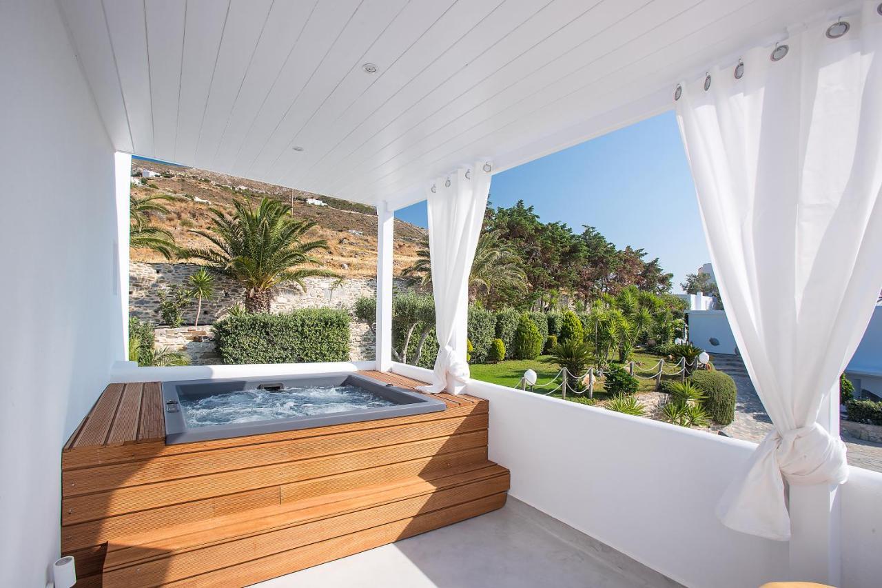 Paros Palace Luaran gambar